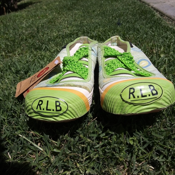 Ruilibao Multicolor Slipon Shoes - Picture 5 of 7